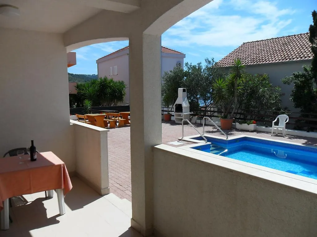 Apartment Villa Businci Trogir