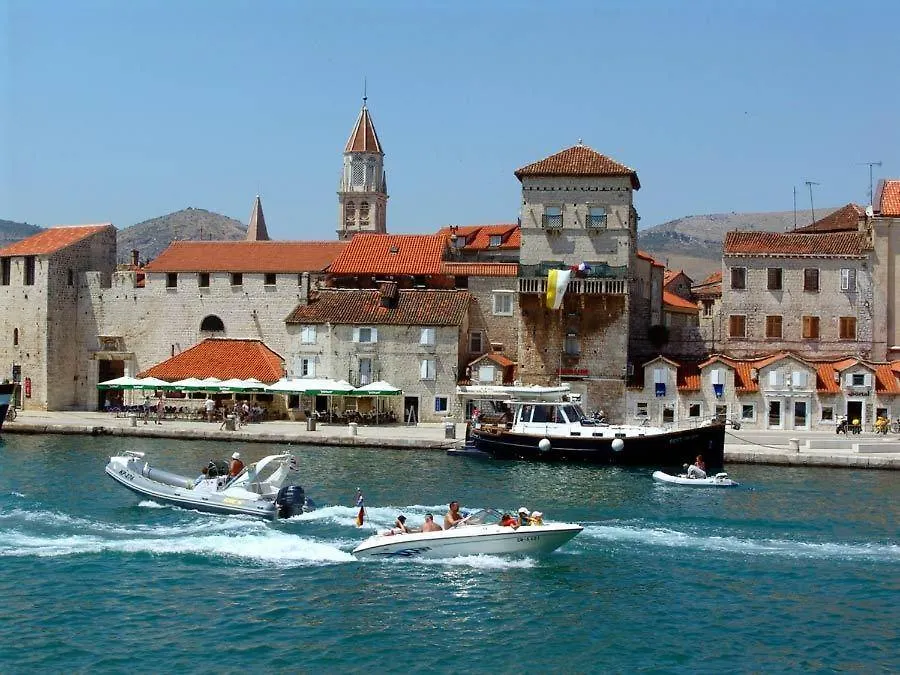 Apartment Villa Businci Trogir