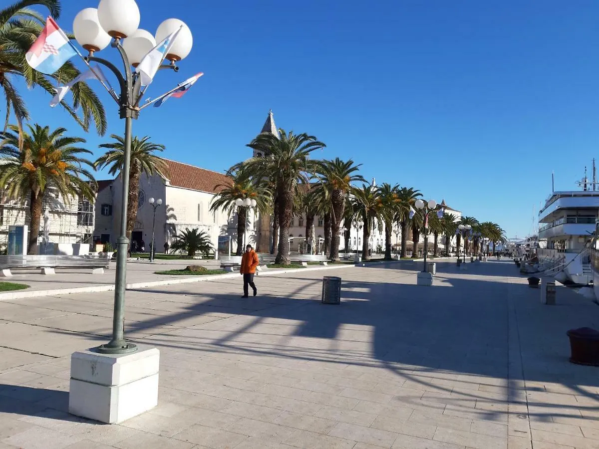 Apartment Villa Businci Trogir